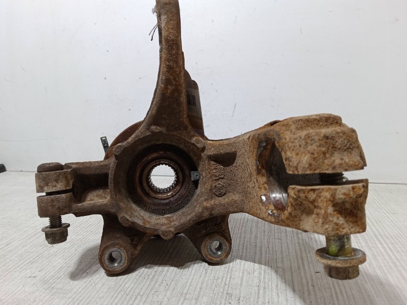 Recambio de mangueta delantera izquierda para ford fiesta v (jh_, jd_) 1.4 tdci referencia OEM IAM   