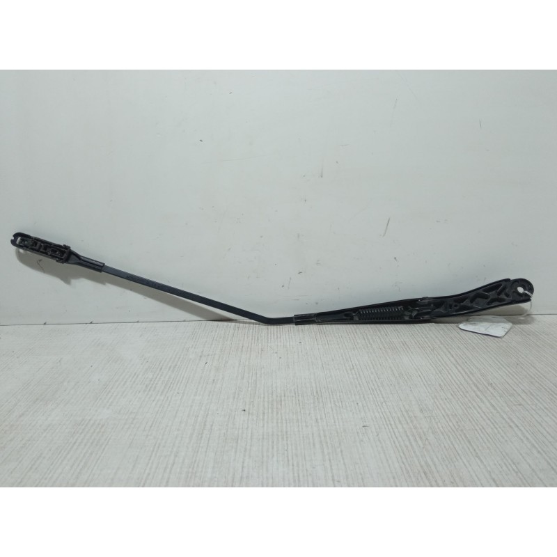 Recambio de brazo limpia delantero izquierdo para mercedes-benz clase b sports tourer (w245) b 160 (245.231) referencia OEM IAM 