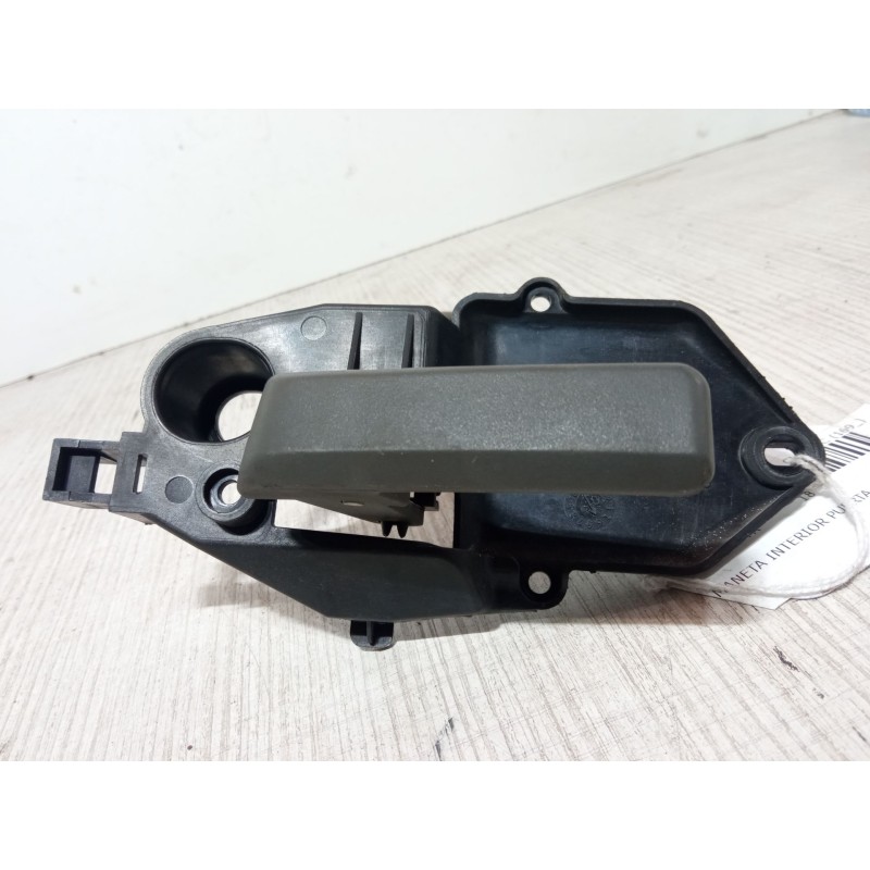 Recambio de maneta interior puerta delantera izquierda para fiat panda / panda classic (169_) 1.2 (169.axb11, 169.axb1a) referen