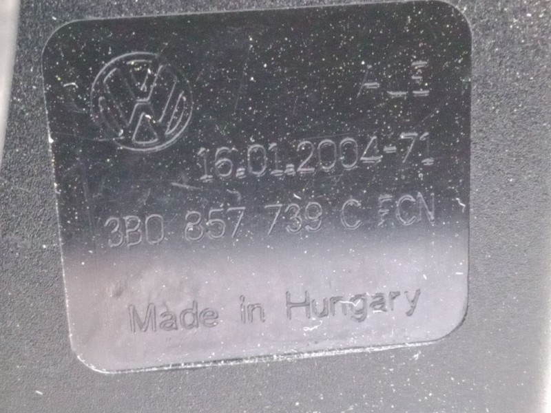 Recambio de anclaje cinturon trasero izquierdo para volkswagen passat b5.5 (3b3) 2.0 referencia OEM IAM   