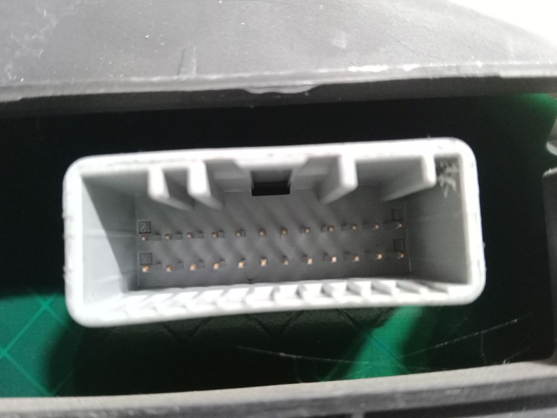 Recambio de cuadro instrumentos para renault clio iii (br0/1, cr0/1) 1.2 16v (br02, br0j, br11, cr02, cr0j, cr11) referencia OEM