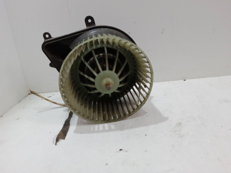 Recambio de motor calefaccion para citroën xsara (n1) 2.0 hdi 90 referencia OEM IAM   