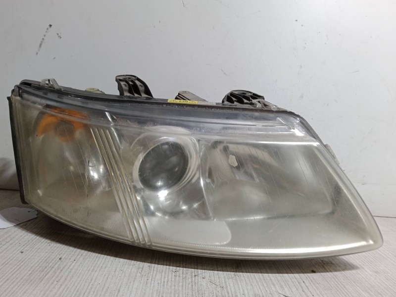 Recambio de faro derecho xenon para saab 9-3 descapotable (ys3f) 1.9 tid referencia OEM IAM 5DV00829000  