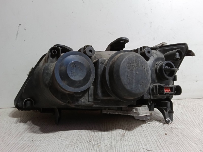Recambio de faro derecho xenon para saab 9-3 descapotable (ys3f) 1.9 tid referencia OEM IAM 5DV00829000  