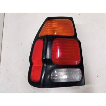 PILOTO TRASERO IZQUIERDO 8330A030 