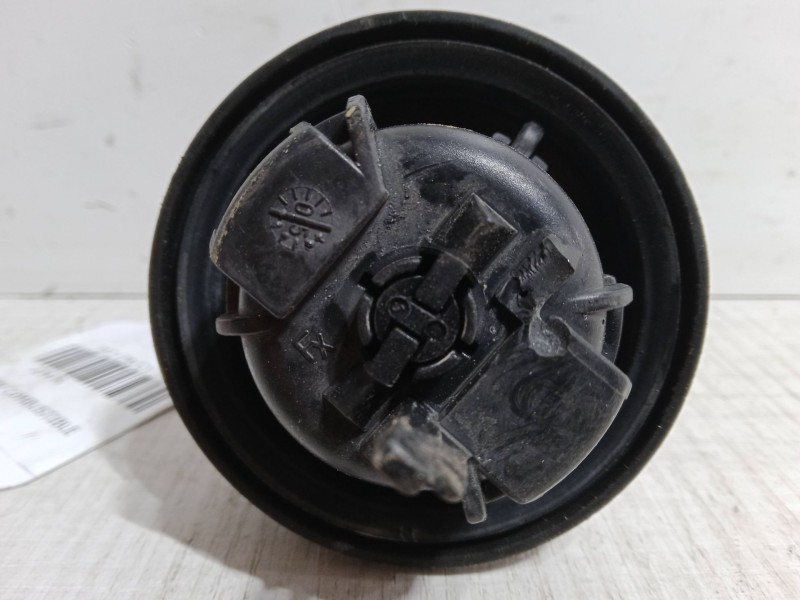Recambio de tapon combustible para peugeot 307 (3a/c) 1.6 hdi referencia OEM IAM   