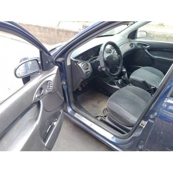 FORD FOCUS I SEDÁN (DFW)