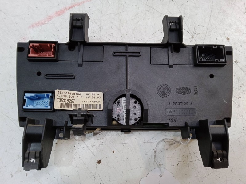 Recambio de mando climatizador para fiat stilo (192_) 1.9 jtd referencia OEM IAM 735319257 555600001704 503600000104