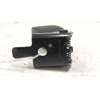 ANCLAJE CINTURON TRASERO IZQUIERDO 