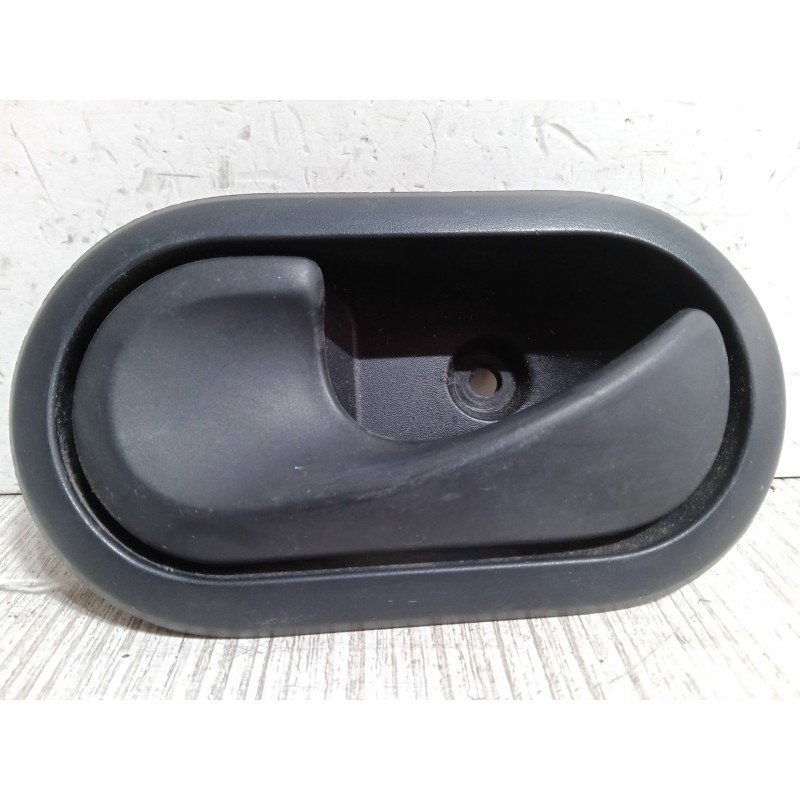 Recambio de maneta interior puerta delantera derecha para renault megane i coach (da0/1_) 1.6 16v (da0b, da04, da11) referencia 