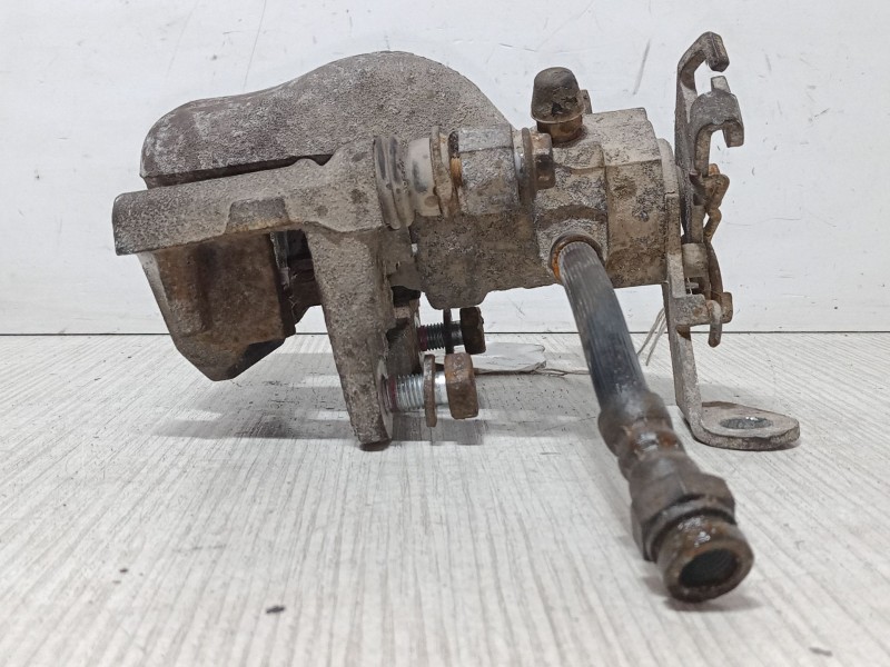 Recambio de pinza freno trasera derecha para opel corsa d (s07) 1.7 cdti (l08, l68) referencia OEM IAM B6177B19  