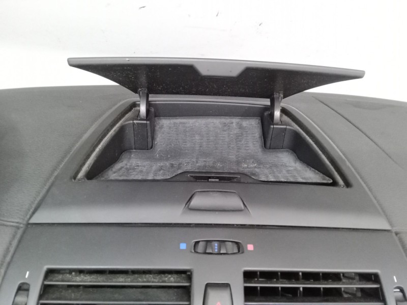 Recambio de salpicadero para bmw x3 (e83) 2.0 d referencia OEM IAM   