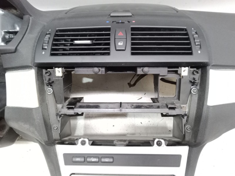 Recambio de salpicadero para bmw x3 (e83) 2.0 d referencia OEM IAM   