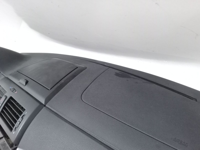 Recambio de salpicadero para bmw x3 (e83) 2.0 d referencia OEM IAM   