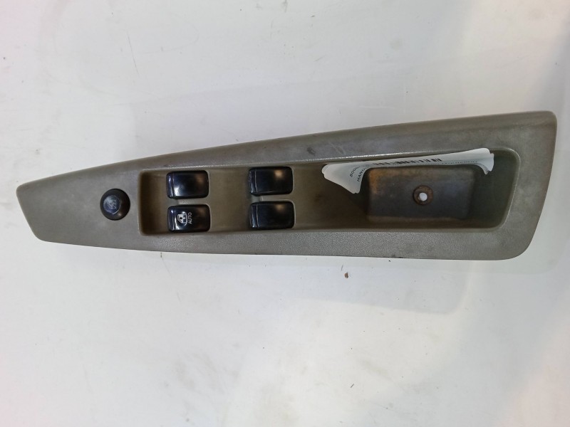Recambio de mando elevalunas delantero izquierdo para daewoo lacetti hatchback (klan) 1.6 referencia OEM IAM    Recambio de mando elevalunas delantero izquierdo para daewoo lacetti hatchback (klan) 1.6 referencia OEM IAM