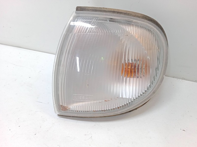 Recambio de intermitente delantero izquierdo para nissan serena (c23) 2.3 d referencia OEM IAM   