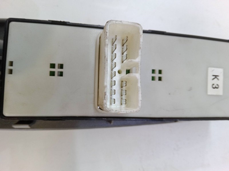 Recambio de mando elevalunas delantero izquierdo para daewoo lacetti hatchback (klan) 1.6 referencia OEM IAM    Recambio de mando elevalunas delantero izquierdo para daewoo lacetti hatchback (klan) 1.6 referencia OEM IAM