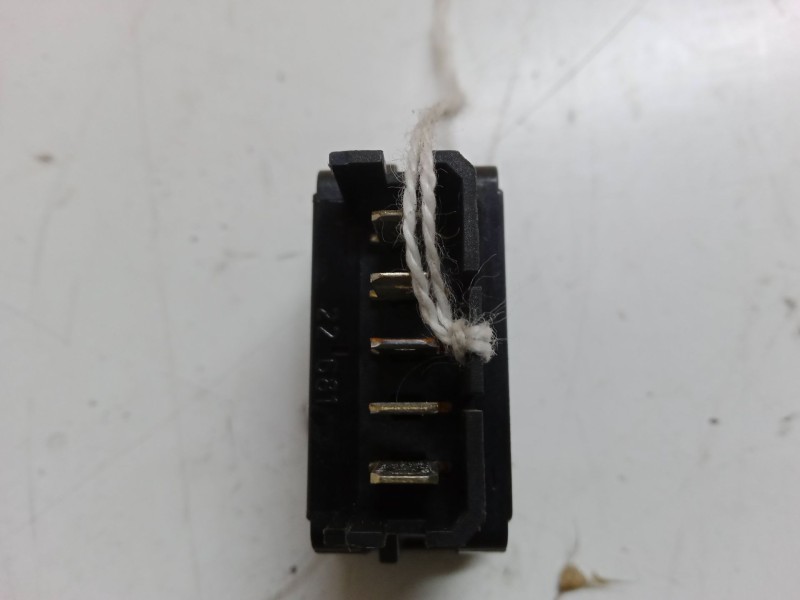 Recambio de mando elevalunas delantero derecho para citroën saxo (s0, s1) 1.5 d referencia OEM IAM   