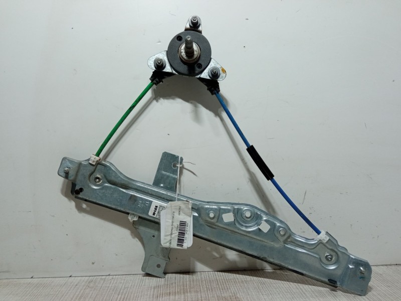 Recambio de elevalunas trasero derecho para peugeot 208 i (ca_, cc_) 1.2 vti 82 referencia OEM IAM 9673153880  