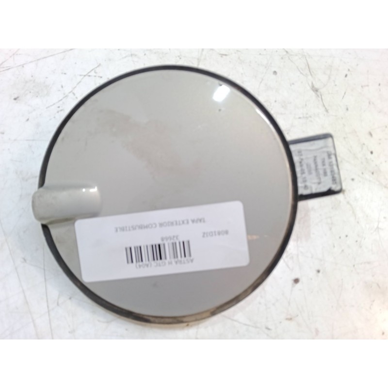 Recambio de tapa exterior combustible para opel astra h gtc (a04) 1.7 cdti (l08) referencia OEM IAM   
