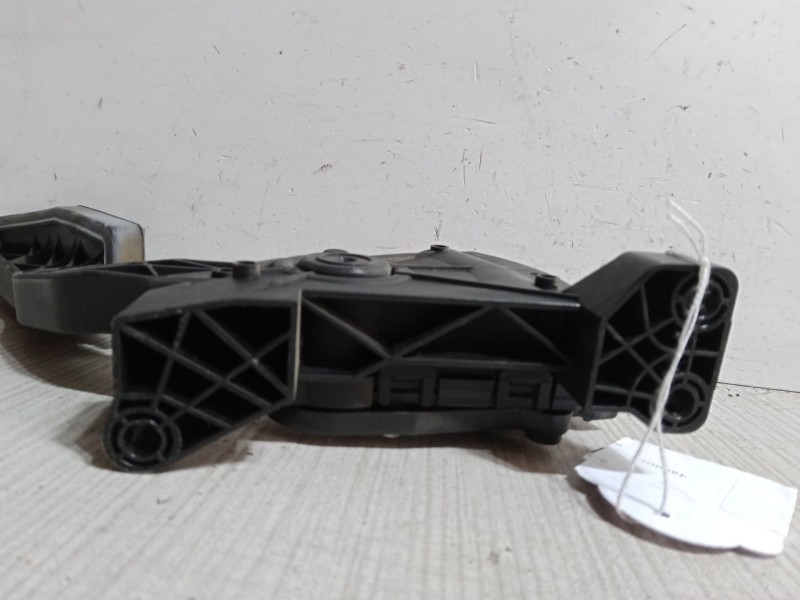Recambio de pedal acelerador para saab 9-3 descapotable (ys3f) 1.9 tid referencia OEM IAM 9186724  6PV00832200