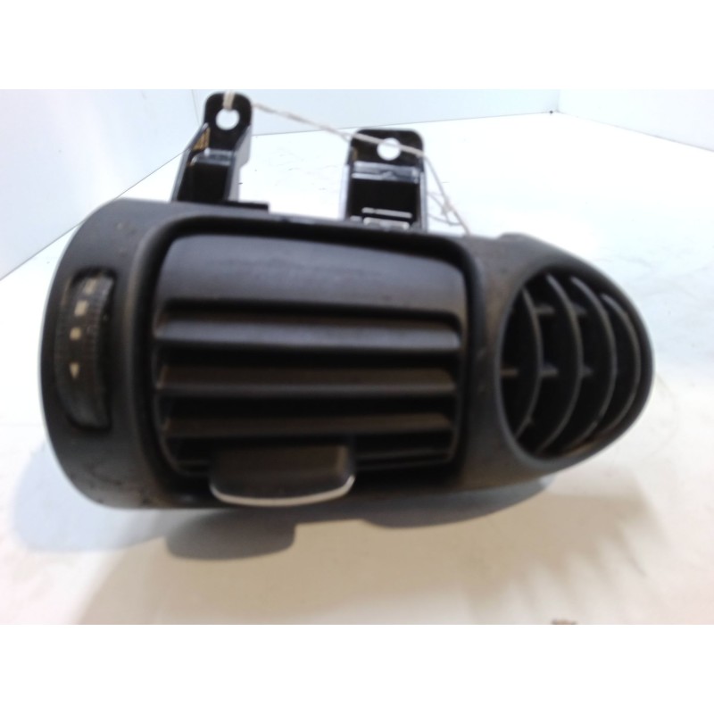 Recambio de aireador izquierdo para mercedes-benz clase c (w203) c 220 cdi (203.008) referencia OEM IAM   