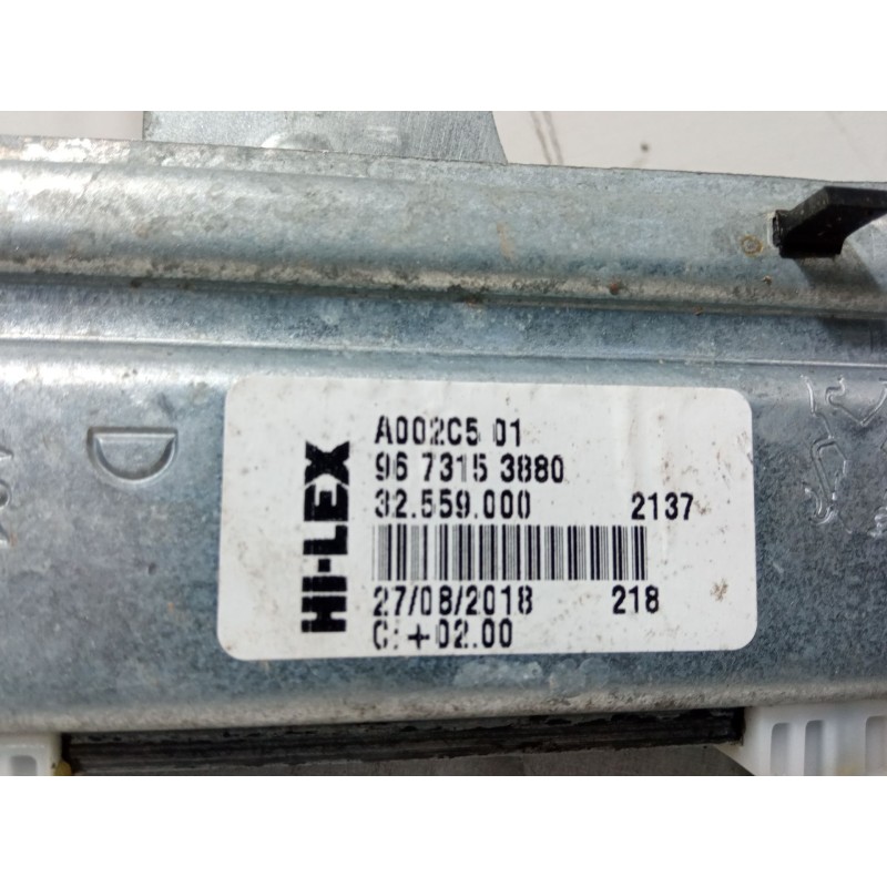 Recambio de elevalunas trasero derecho para peugeot 208 i (ca_, cc_) 1.2 vti 82 referencia OEM IAM 9673153880  