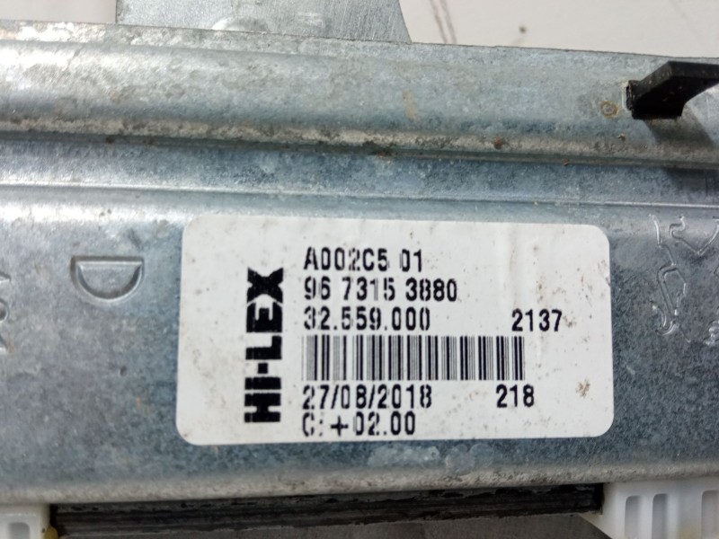 Recambio de elevalunas trasero derecho para peugeot 208 i (ca_, cc_) 1.2 vti 82 referencia OEM IAM 9673153880  