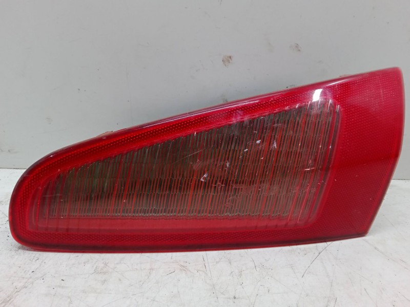 Recambio de piloto trasero porton derecho para alfa romeo 147 (937_) 1.6 16v t.spark eco (937.axa1a, 937.bxa1a) referencia OEM I