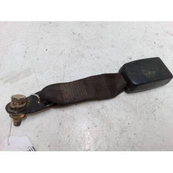 ANCLAJE CINTURON DELANTERO DERECHO 