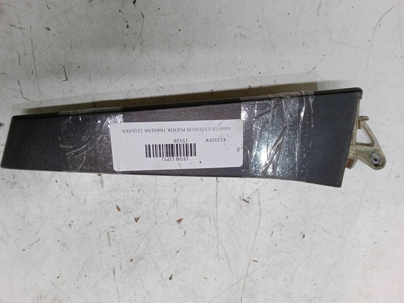 Recambio de maneta exterior puerta trasera izquierda para seat leon (1p1) 1.9 tdi referencia OEM IAM   