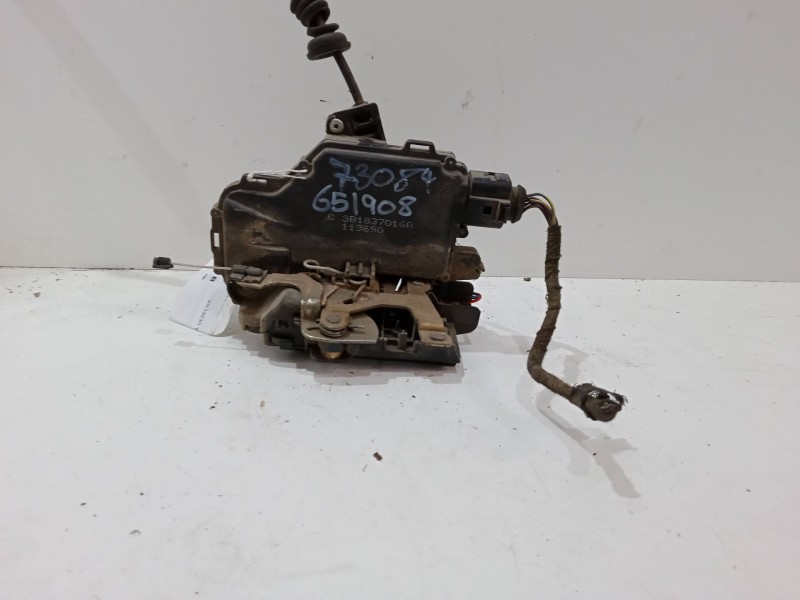 Recambio de cerradura puerta delantera derecha para volkswagen golf iv (1j1) 1.6 16v referencia OEM IAM   