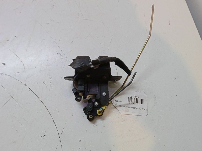 Recambio de cerradura maletero / porton para hyundai getz (tb) 1.1 referencia OEM IAM   