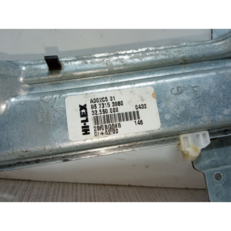 Recambio de elevalunas trasero izquierdo para peugeot 208 i (ca_, cc_) 1.2 vti 82 referencia OEM IAM 9673153980  