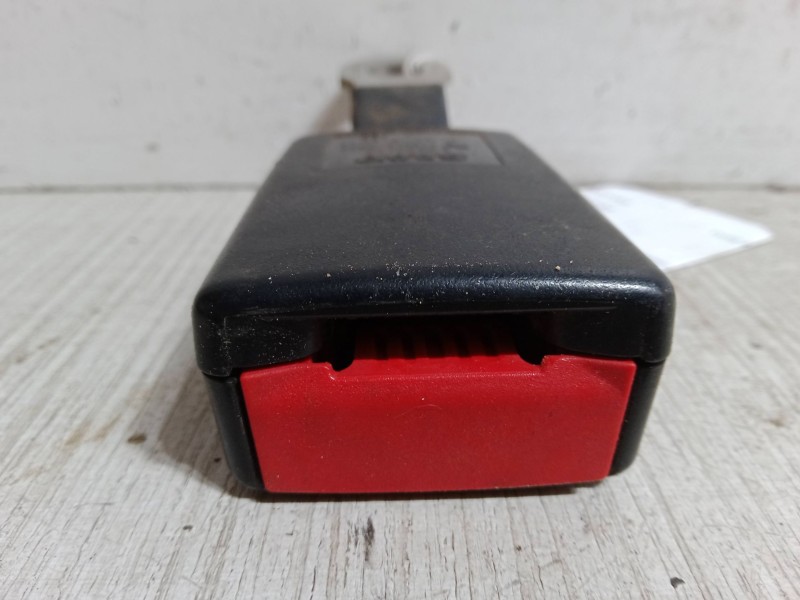 Recambio de anclaje cinturon trasero izquierdo para saab 9-3 descapotable (ys3f) 1.9 tid referencia OEM IAM   