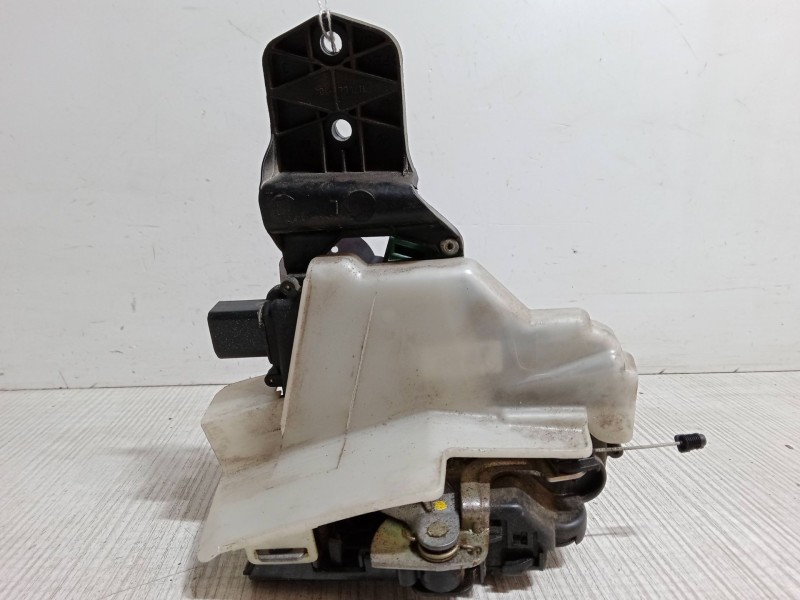 Recambio de cerradura puerta trasera izquierda para volkswagen passat b5.5 (3b3) 2.0 referencia OEM IAM   