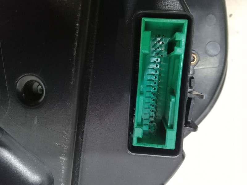 Recambio de cuadro instrumentos para volkswagen passat b5.5 (3b3) 1.9 tdi 4motion referencia OEM IAM 3B0920829A  