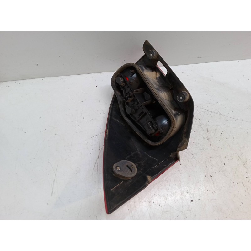 Recambio de piloto trasero izquierdo para renault laguna ii grandtour (kg0/1_) 2.2 dci (kg0f) referencia OEM IAM   