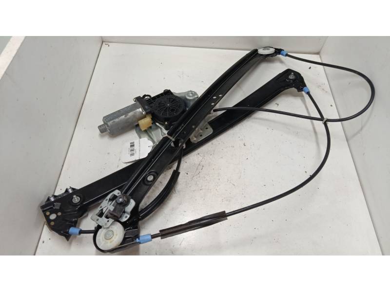 ELEVALUNAS ELECTRICO DELANTERO DERECHO 
