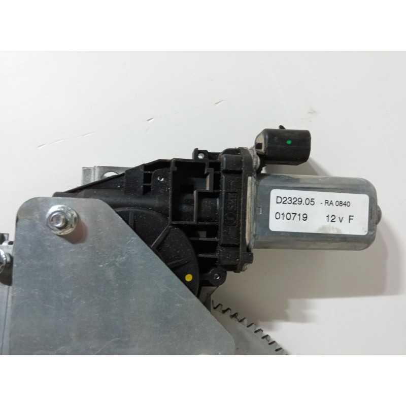 Recambio de elevalunas electrico delantero izquierdo para land rover discovery i (lj) 2.5 tdi 4x4 referencia OEM IAM D2329.05-RA