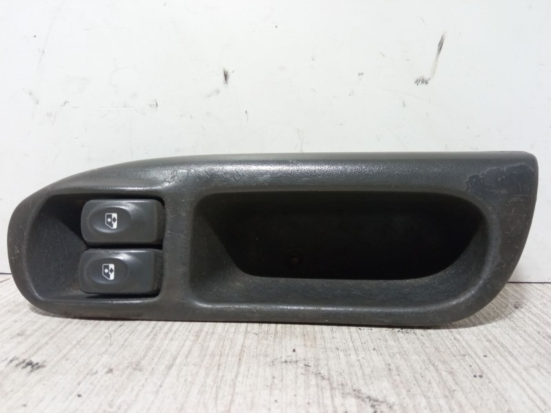 Recambio de mando elevalunas delantero izquierdo para renault scénic i monospace (ja0/1_, fa0_) 1.6 (ja00, ja16, ja15, ja19, ja1