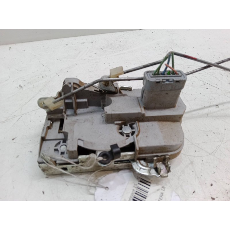 Recambio de cerradura puerta delantera izquierda para peugeot partner monospace (5_, g_) 1.6 hdi 90 referencia OEM IAM   