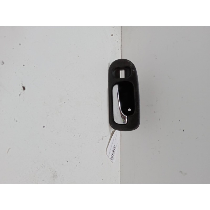 Recambio de maneta interior puerta trasera derecha para honda civic vi fastback (ma, mb) 1.5 16v (mb3) referencia OEM IAM   