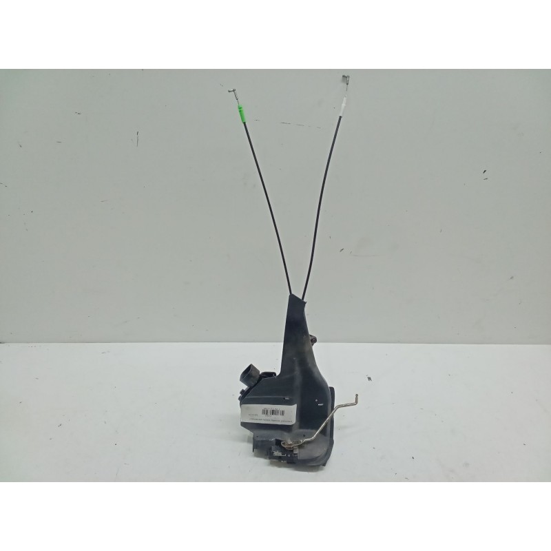Recambio de cerradura puerta trasera izquierda para toyota rav 4 ii (_a2_) 2.0 d 4wd (cla20_, cla21_) referencia OEM IAM   