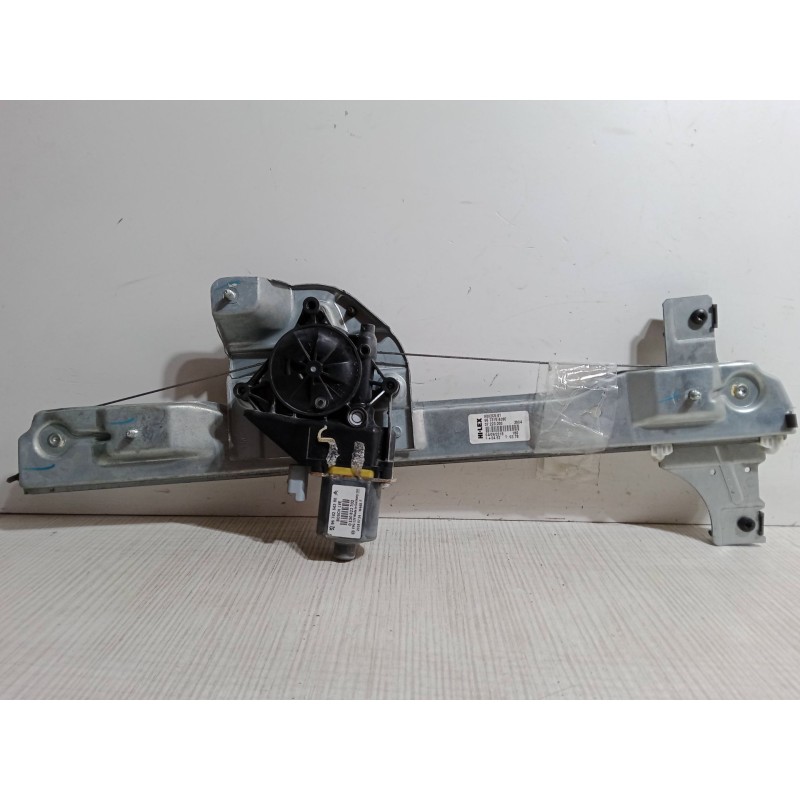 Recambio de elevalunas electrico delantero derecho para peugeot 208 i (ca_, cc_) 1.2 vti 82 referencia OEM IAM 9674254380.  