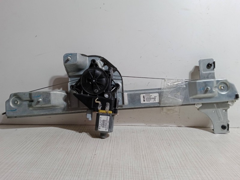 Recambio de elevalunas electrico delantero derecho para peugeot 208 i (ca_, cc_) 1.2 vti 82 referencia OEM IAM 9674254380.  