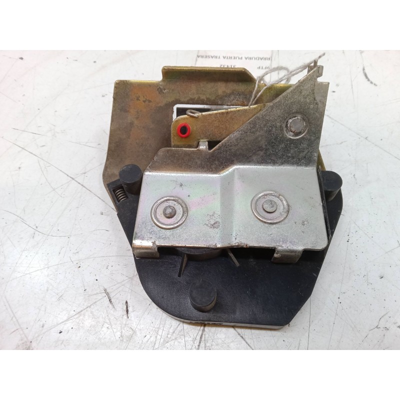 Recambio de cerradura puerta trasera izquierda para peugeot partner monospace (5_, g_) 1.6 hdi 90 referencia OEM IAM   