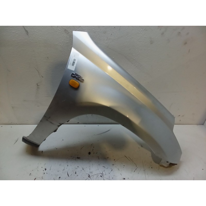 Recambio de aleta delantera derecha para toyota rav 4 ii (_a2_) 2.0 d 4wd (cla20_, cla21_) referencia OEM IAM   