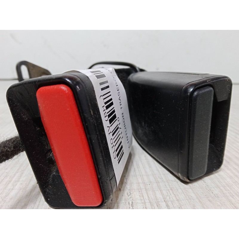Recambio de anclaje cinturon trasero derecho para renault clio iv (bh_) 1.5 dci 90 referencia OEM IAM 878176563R  