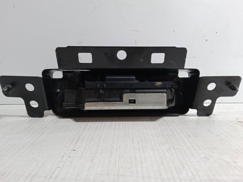 Recambio de cerradura maletero / porton para peugeot 208 i (ca_, cc_) 1.2 vti 82 referencia OEM IAM    Recambio de cerradura maletero / porton para peugeot 208 i (ca_, cc_) 1.2 vti 82 referencia OEM IAM